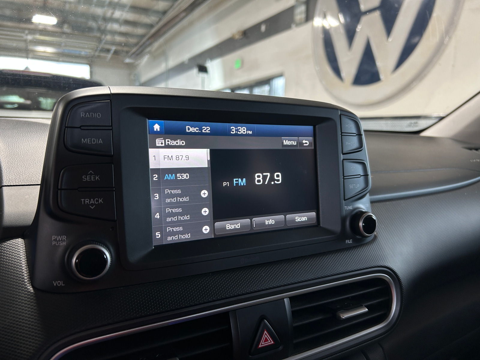 Thumbnail: 2020 Hyundai Kona - 4