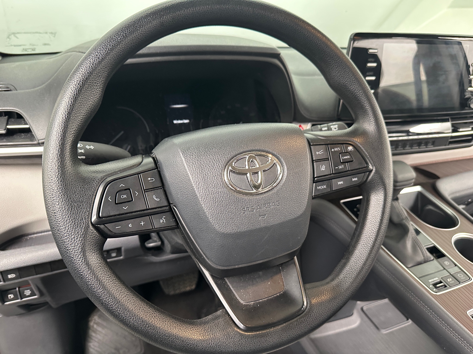 Thumbnail: 2023 Toyota Sienna - 5