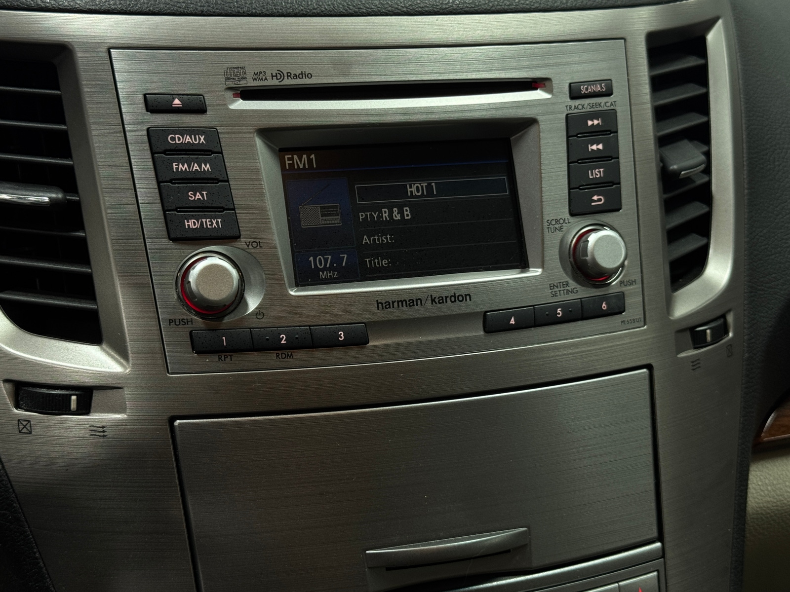 Thumbnail: 2014 Subaru Outback - 3