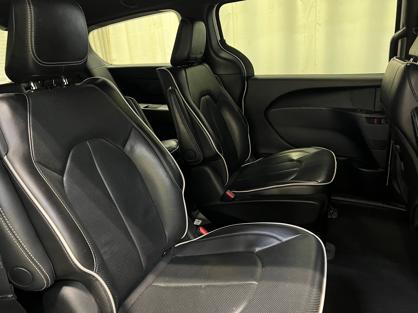 Thumbnail: 2024 Chrysler Pacifica - 5