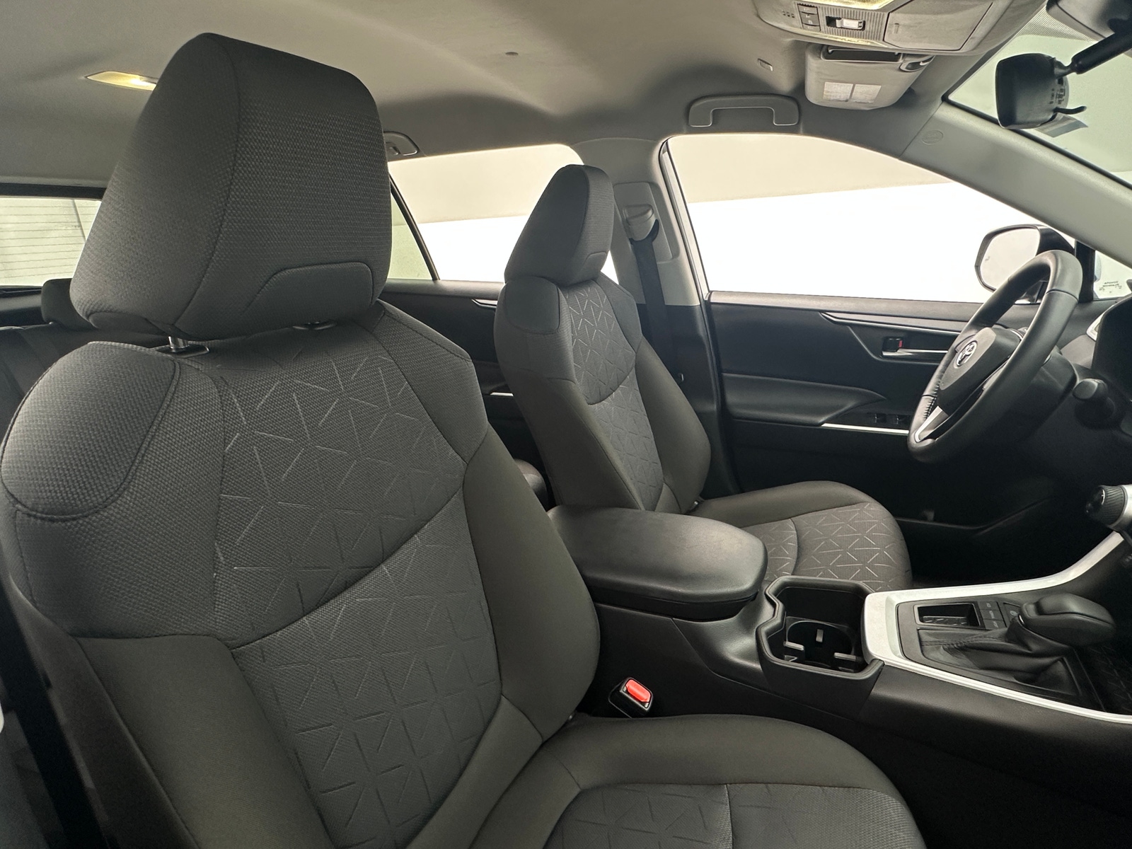 Thumbnail: 2025 Toyota RAV4 - 2