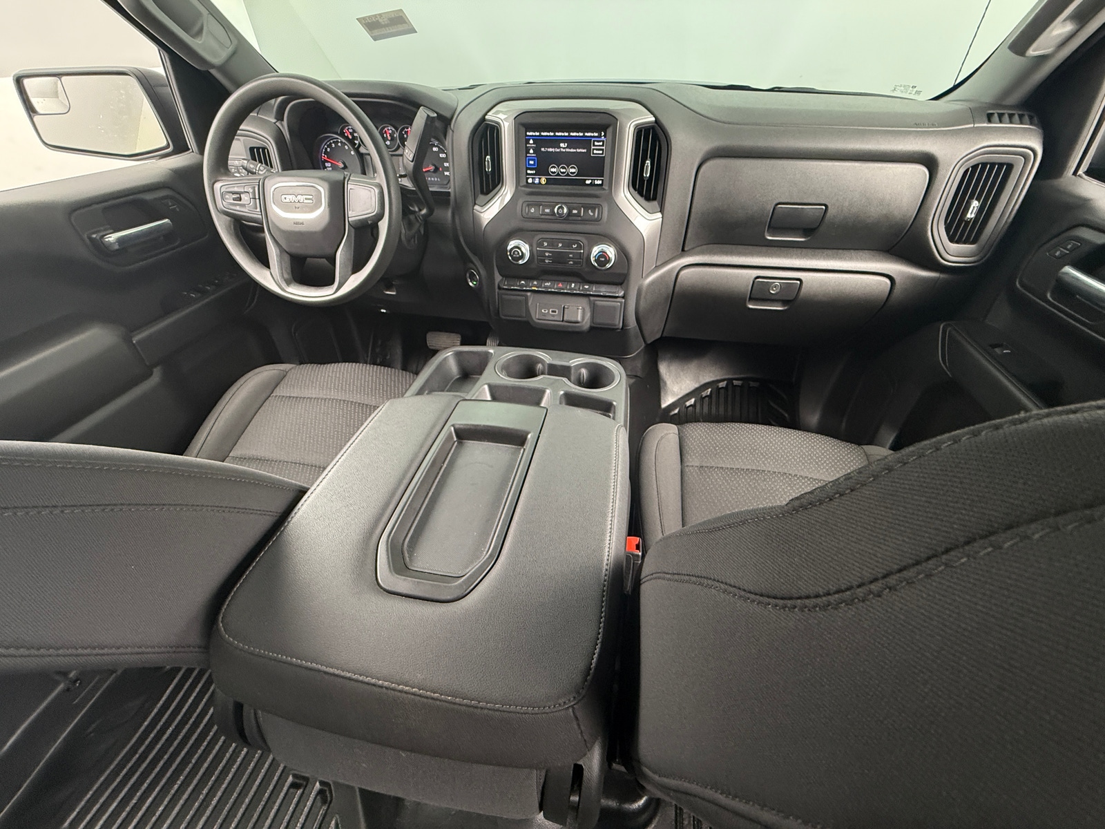 Thumbnail: 2023 GMC Sierra 1500 - 3