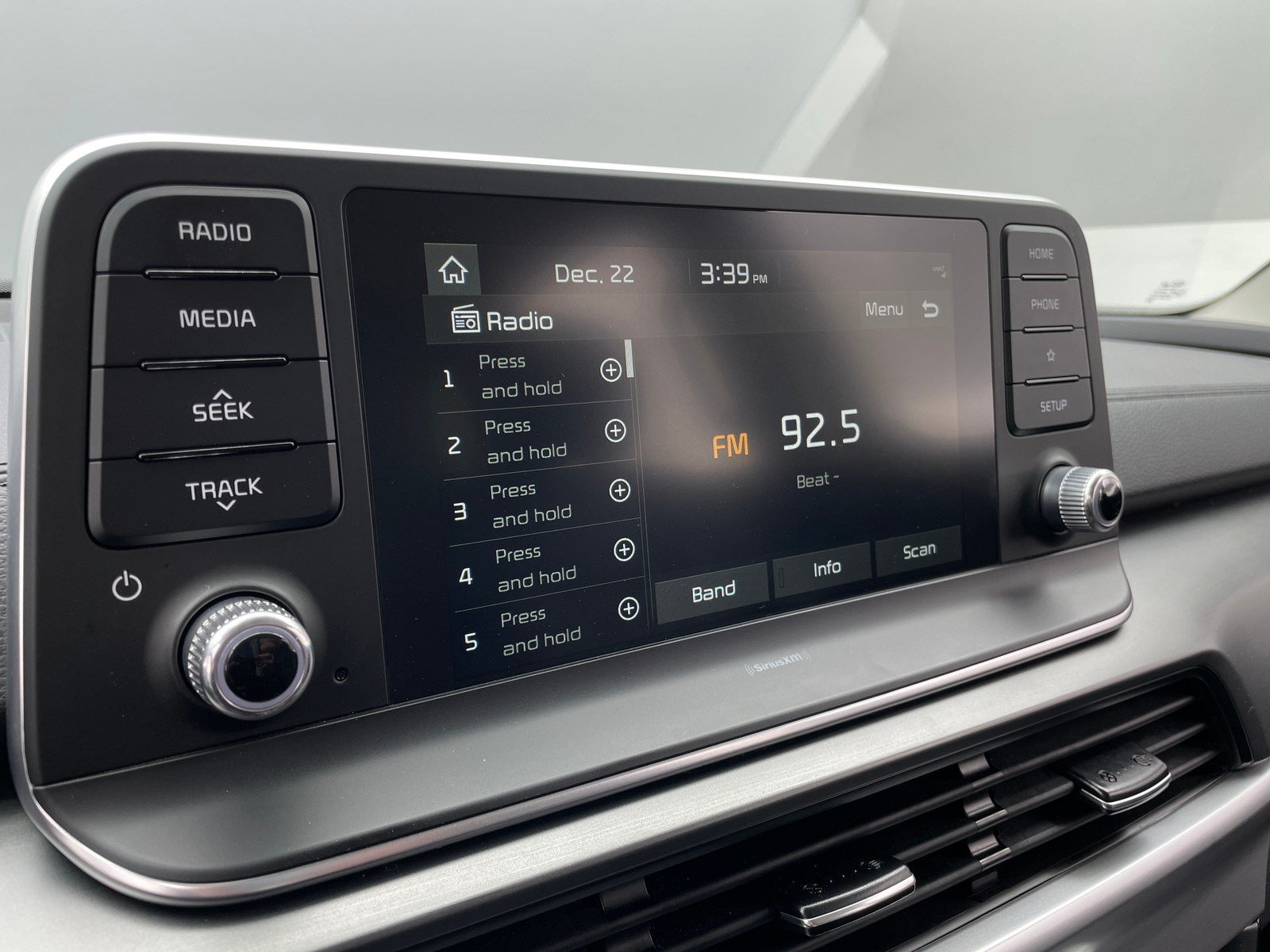 Thumbnail: 2021 Kia Telluride - 3