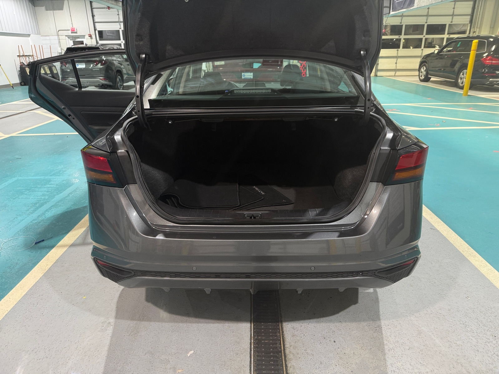 Thumbnail: 2024 Nissan Altima - 7