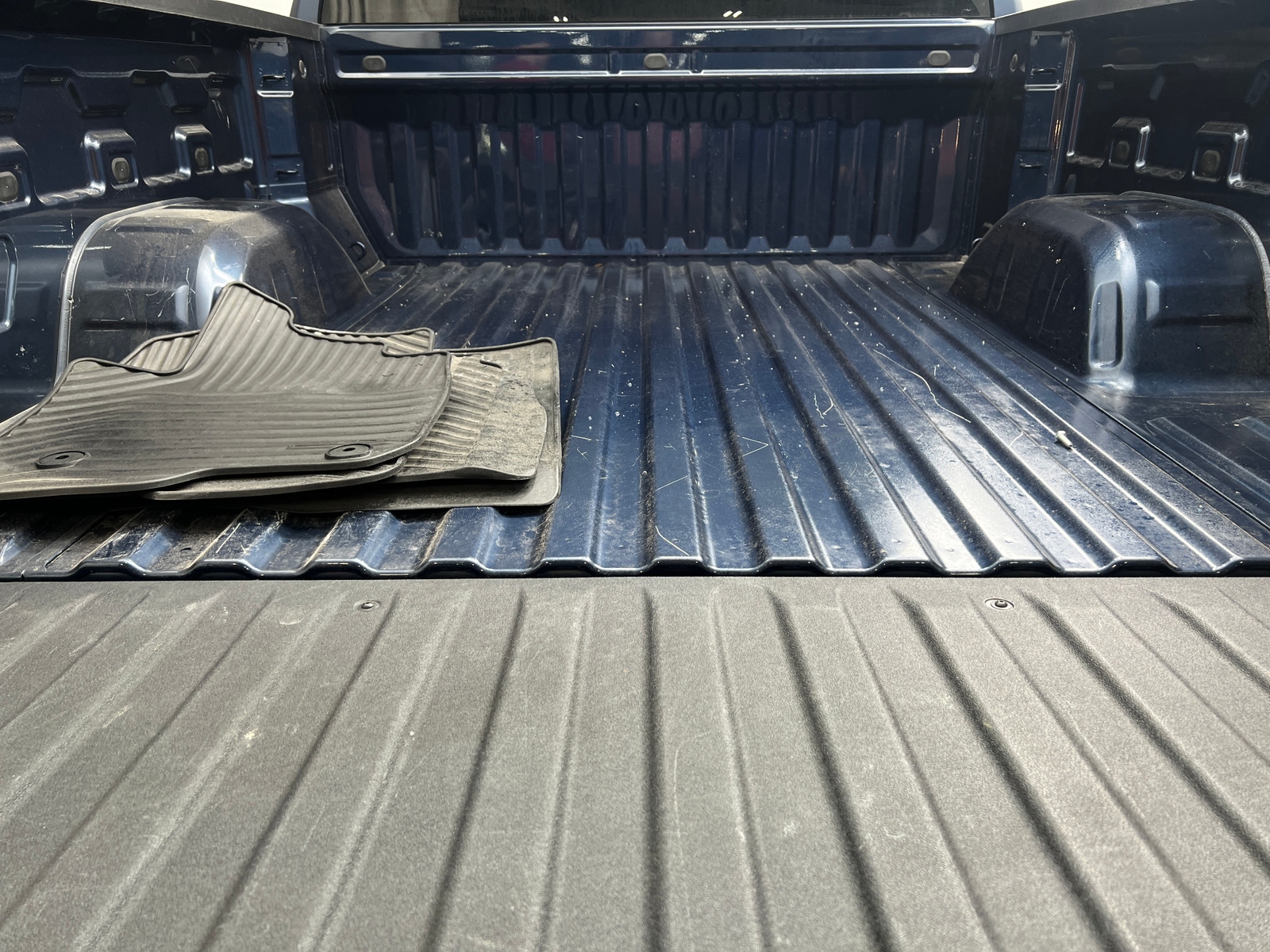 Thumbnail: 2022 Chevrolet Silverado 1500 - 7