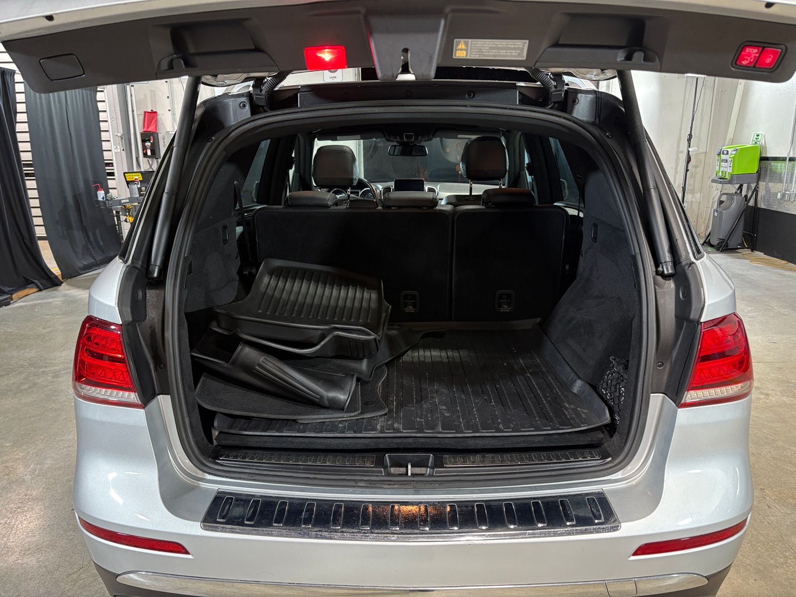 Thumbnail: 2016 Mercedes-Benz GLE - 6