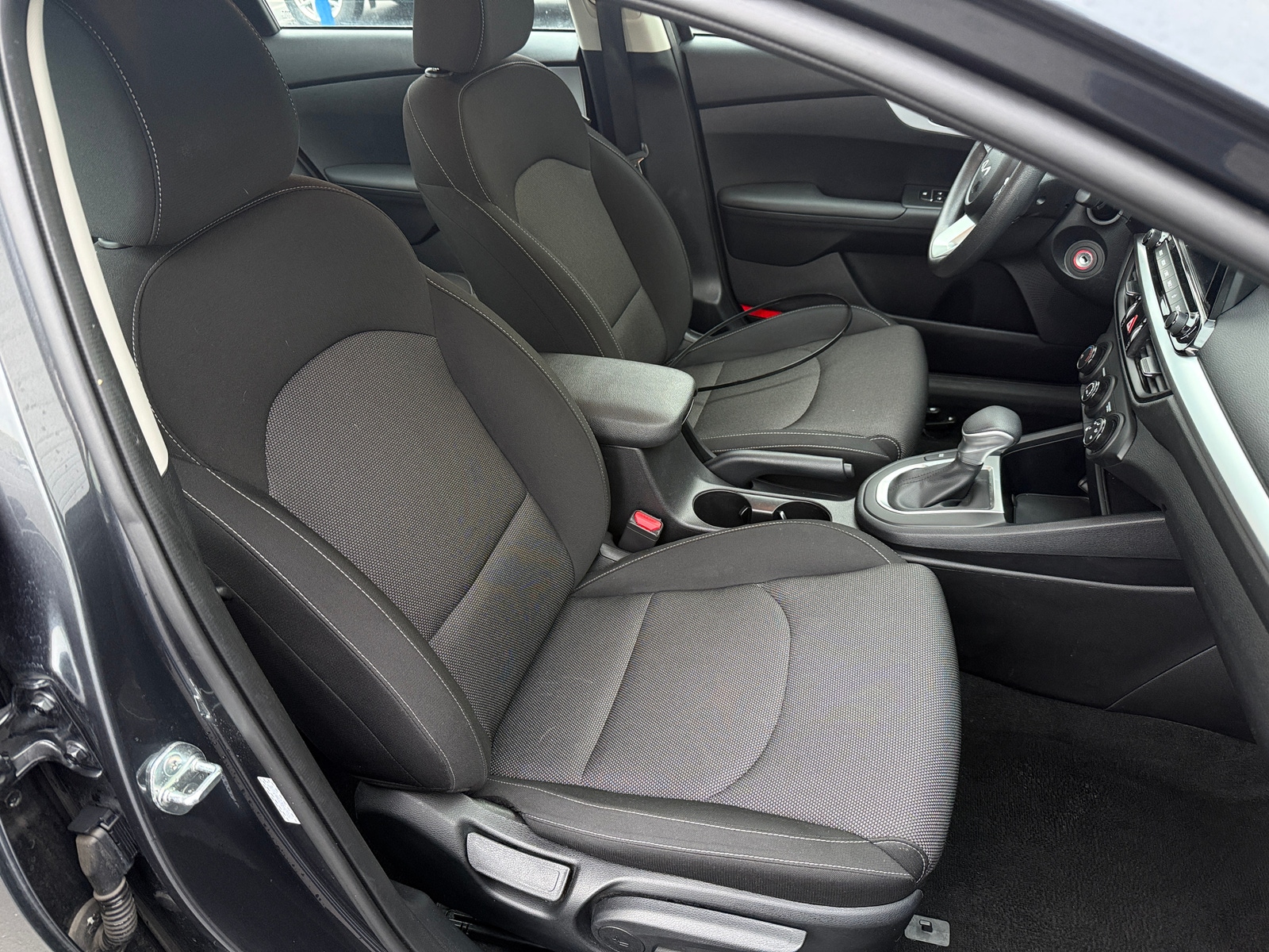 Thumbnail: 2024 Kia Forte - 2