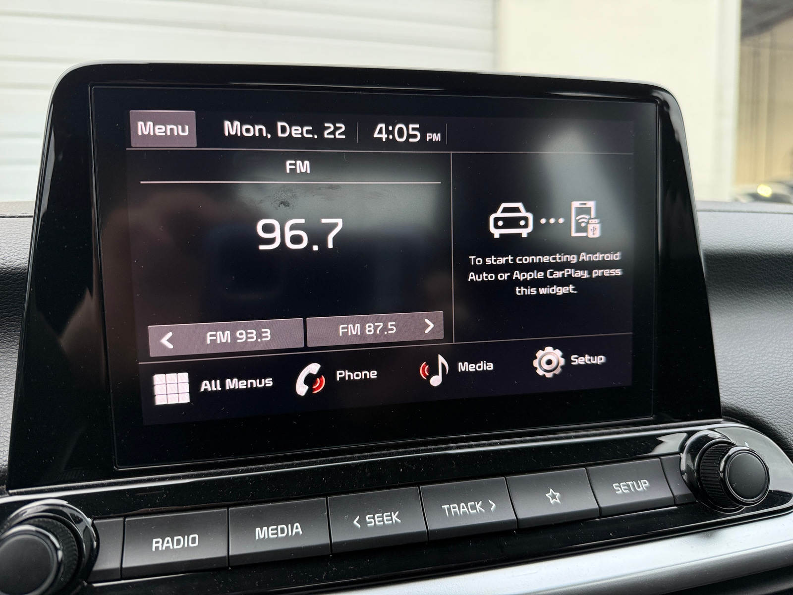 Thumbnail: 2024 Kia Forte - 4