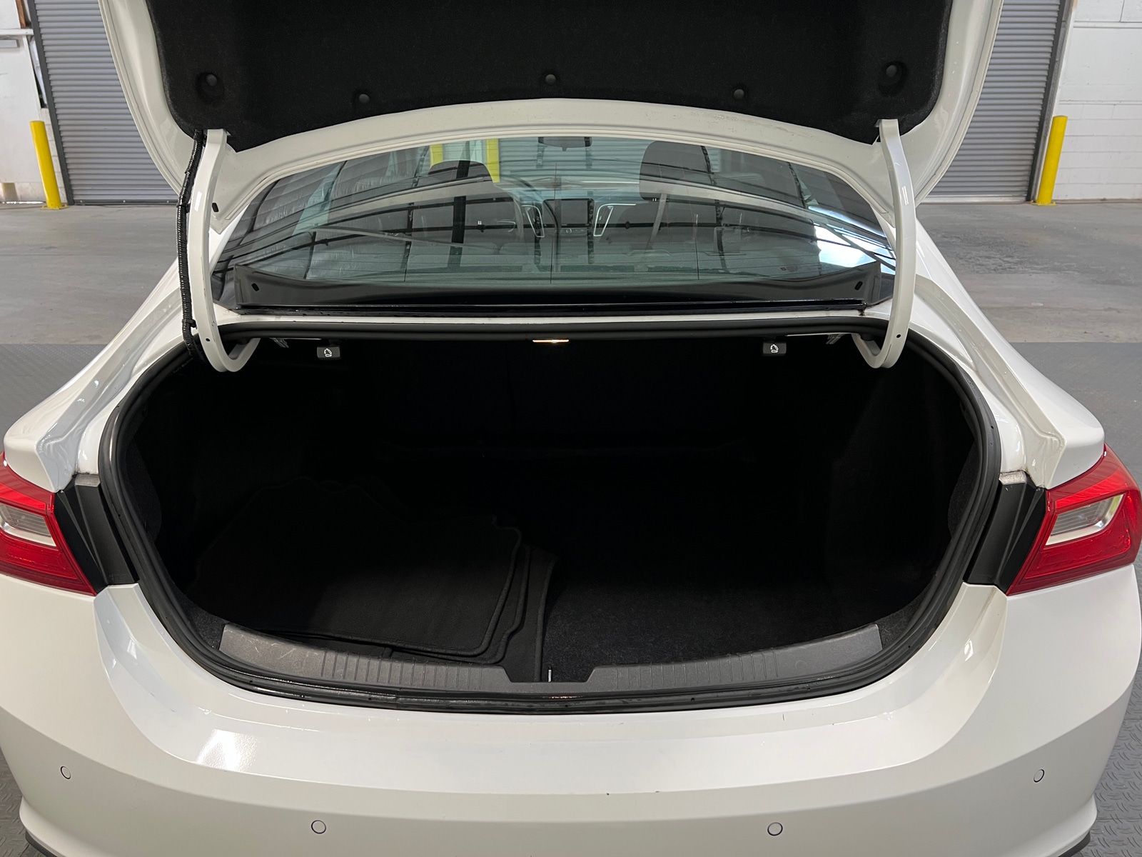 Thumbnail: 2024 Chevrolet Malibu - 7