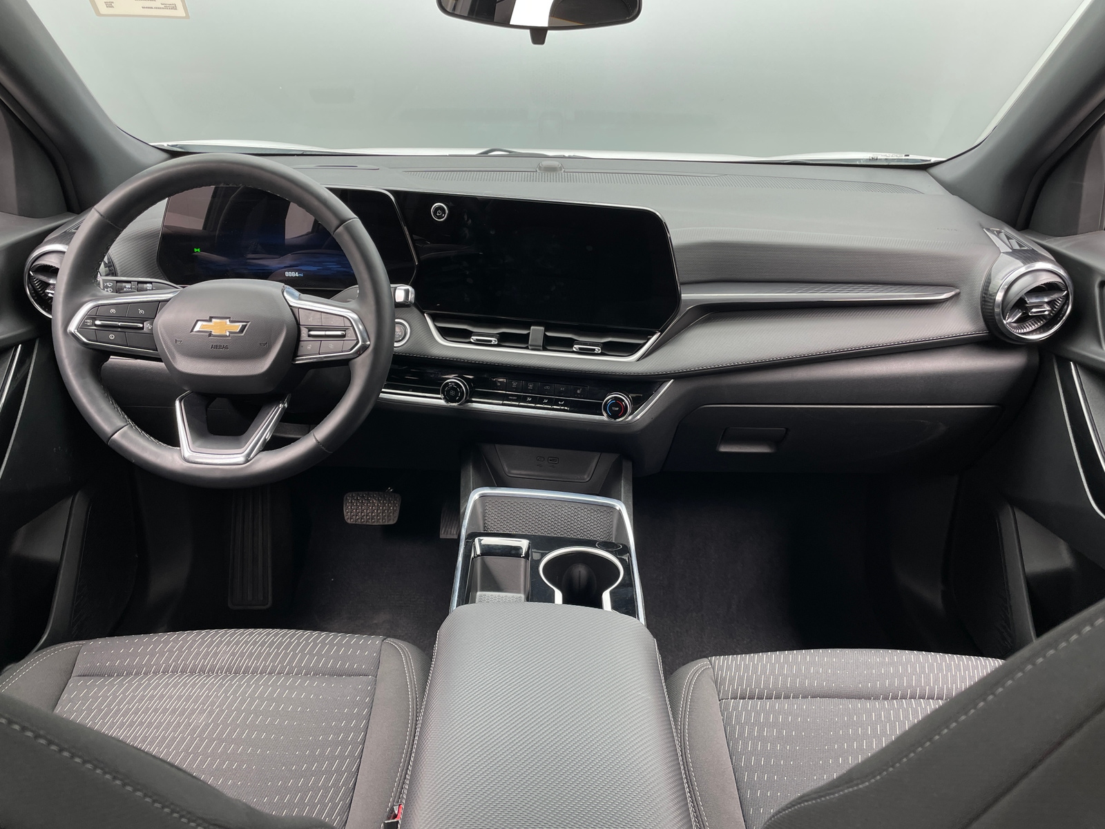 Thumbnail: 2025 Chevrolet Equinox - 3