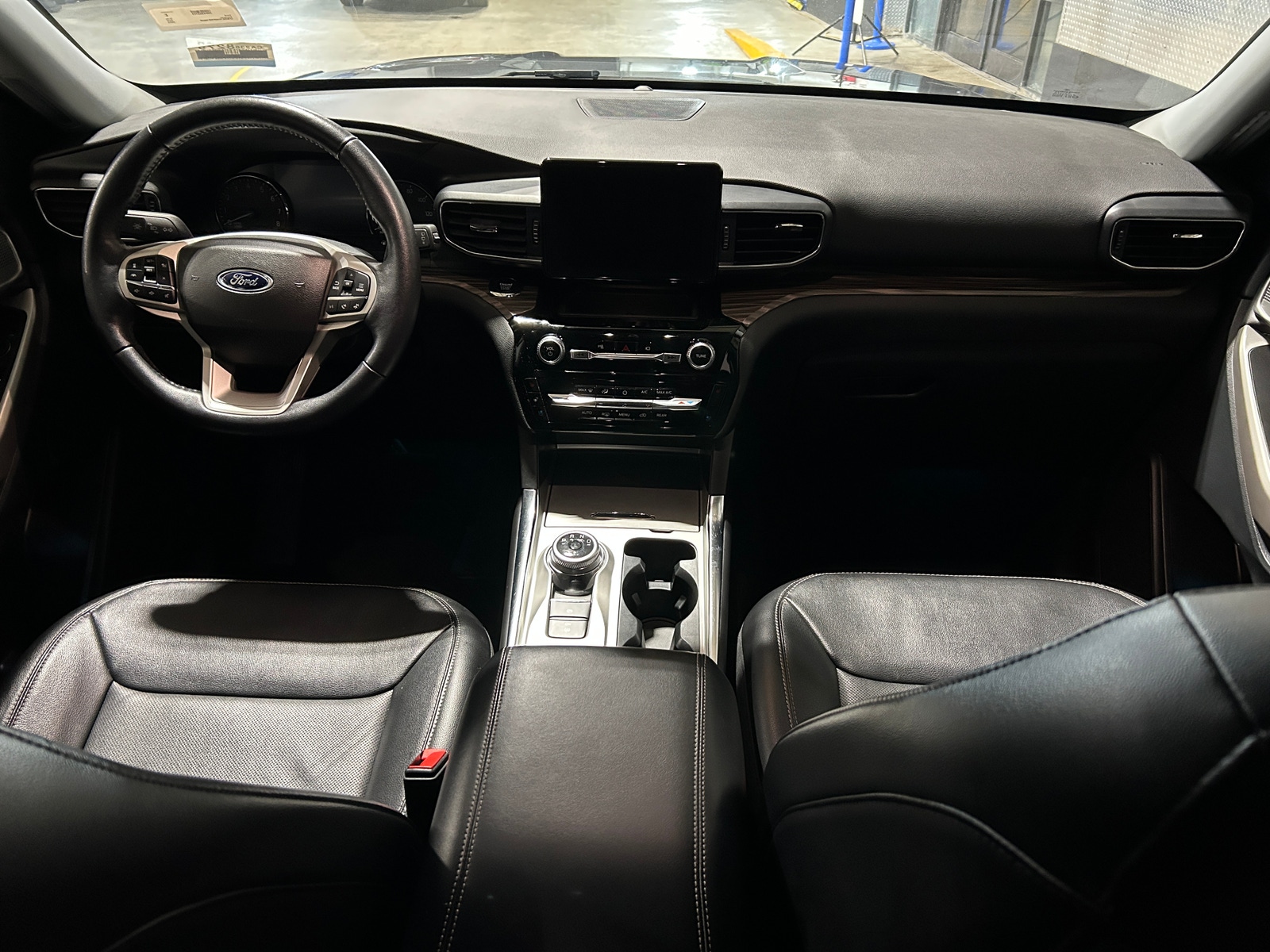 Thumbnail: 2023 Ford Explorer - 2