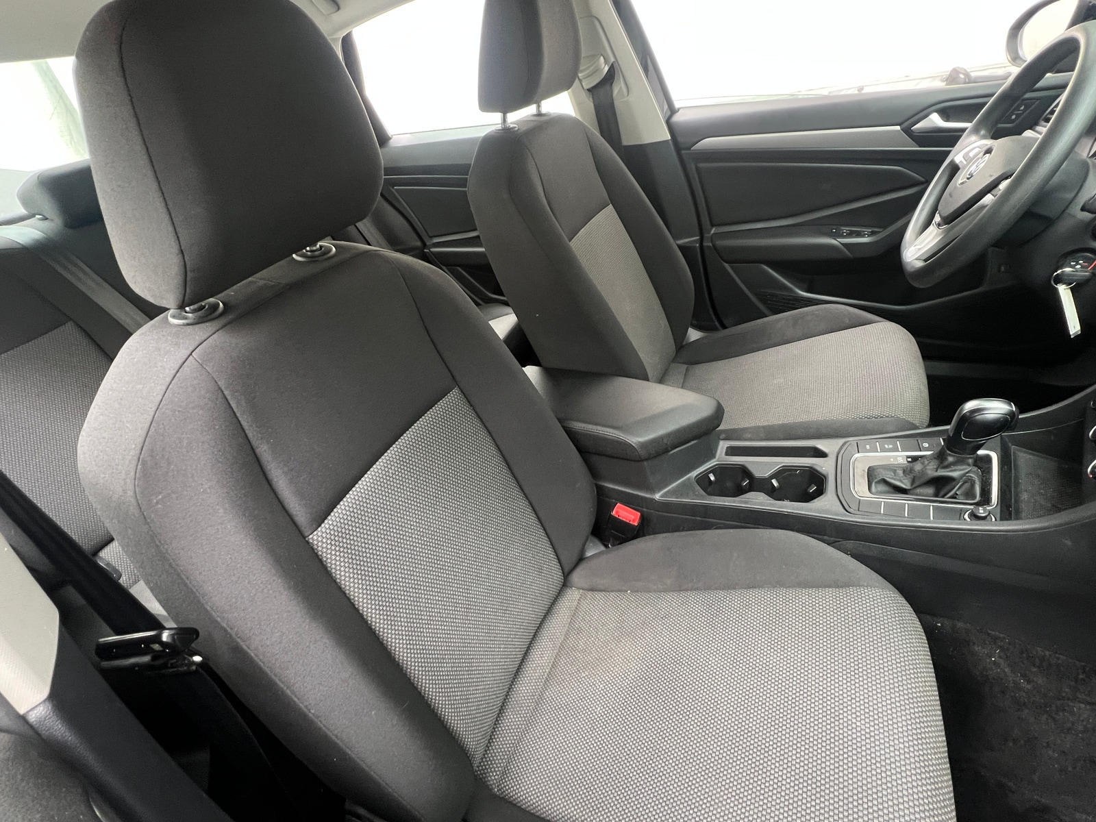 Thumbnail: 2019 Volkswagen Jetta - 2