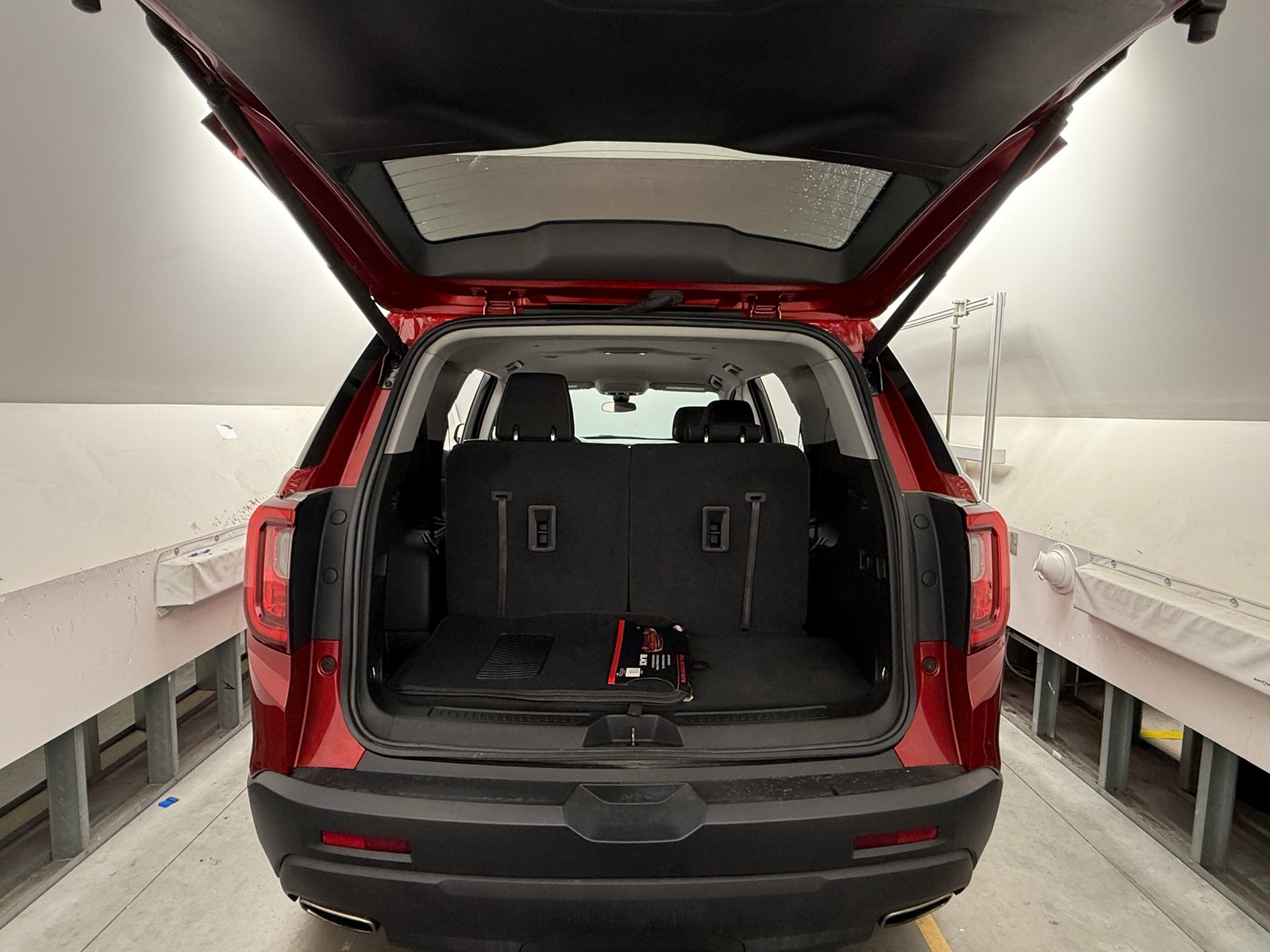 Thumbnail: 2023 GMC Acadia - 7