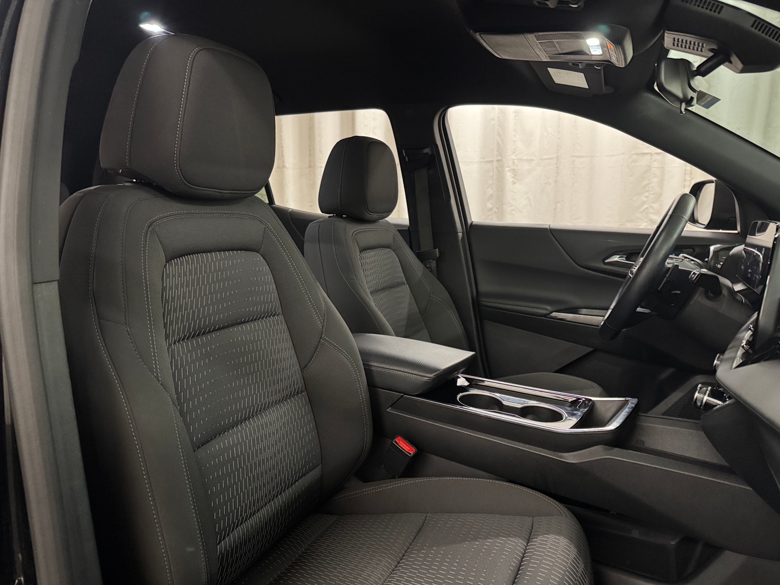 Thumbnail: 2025 Chevrolet Equinox - 2