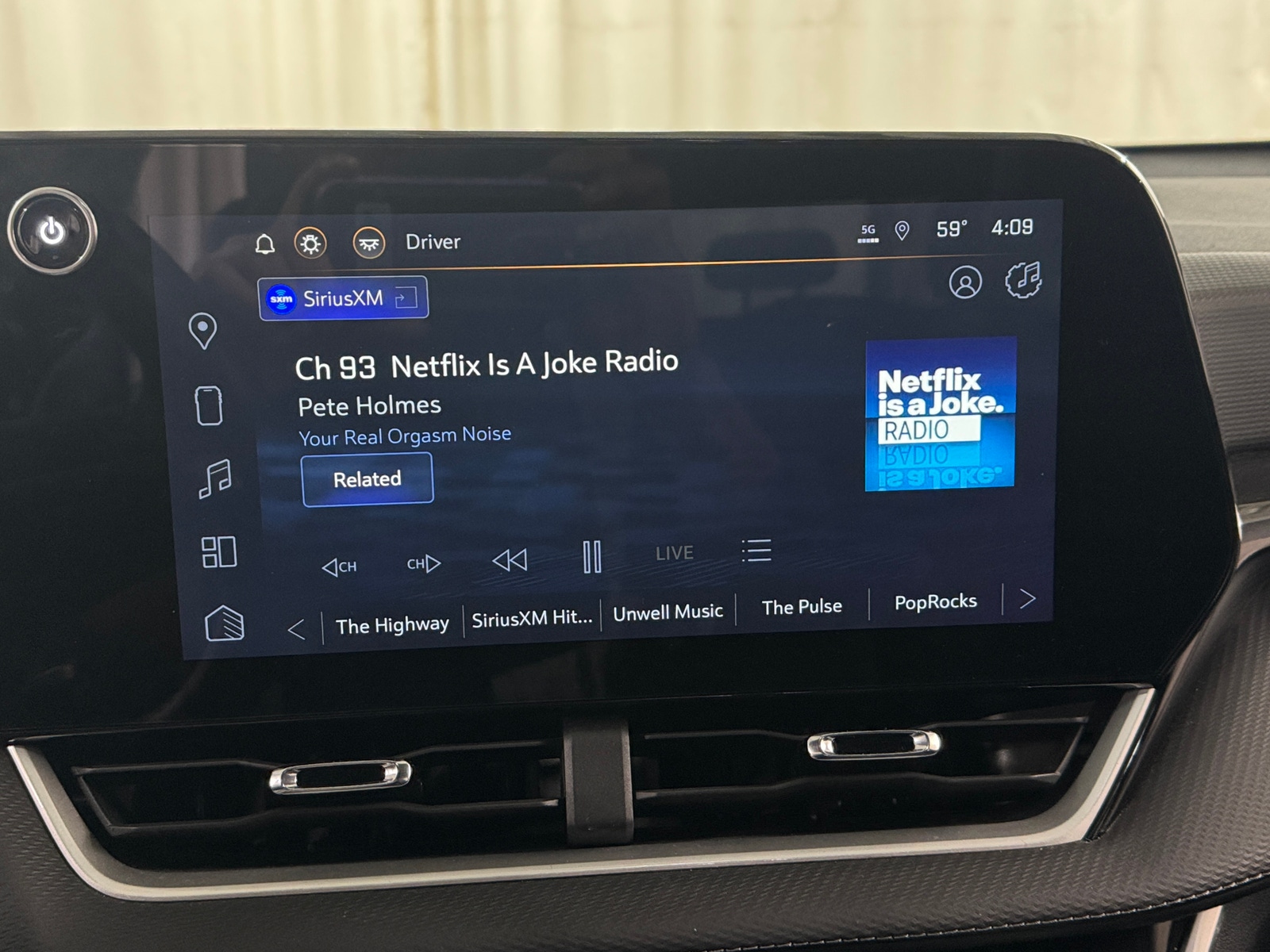 Thumbnail: 2025 Chevrolet Equinox - 4