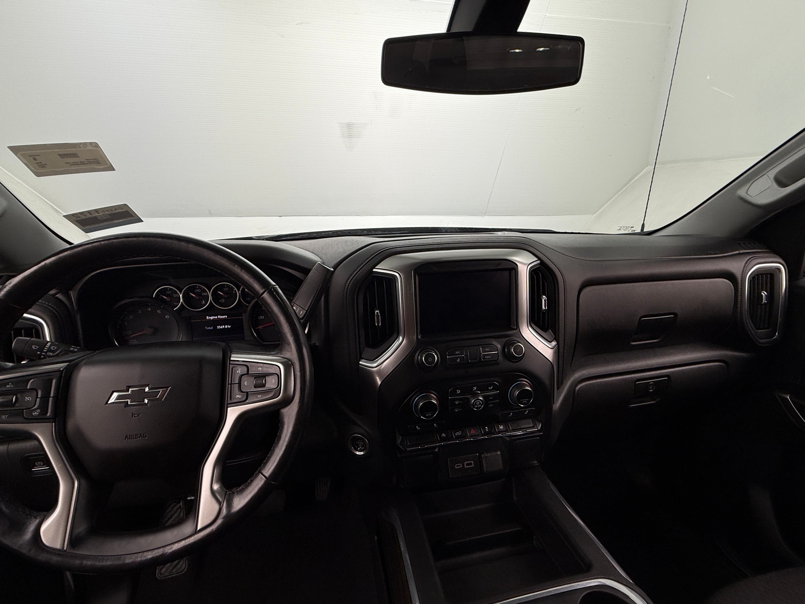 Thumbnail: 2021 Chevrolet Silverado 1500 - 3