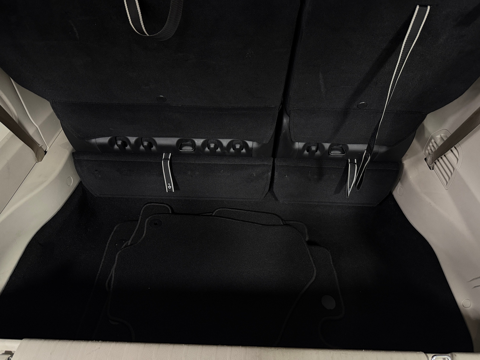 Thumbnail: 2024 Chrysler Pacifica - 6