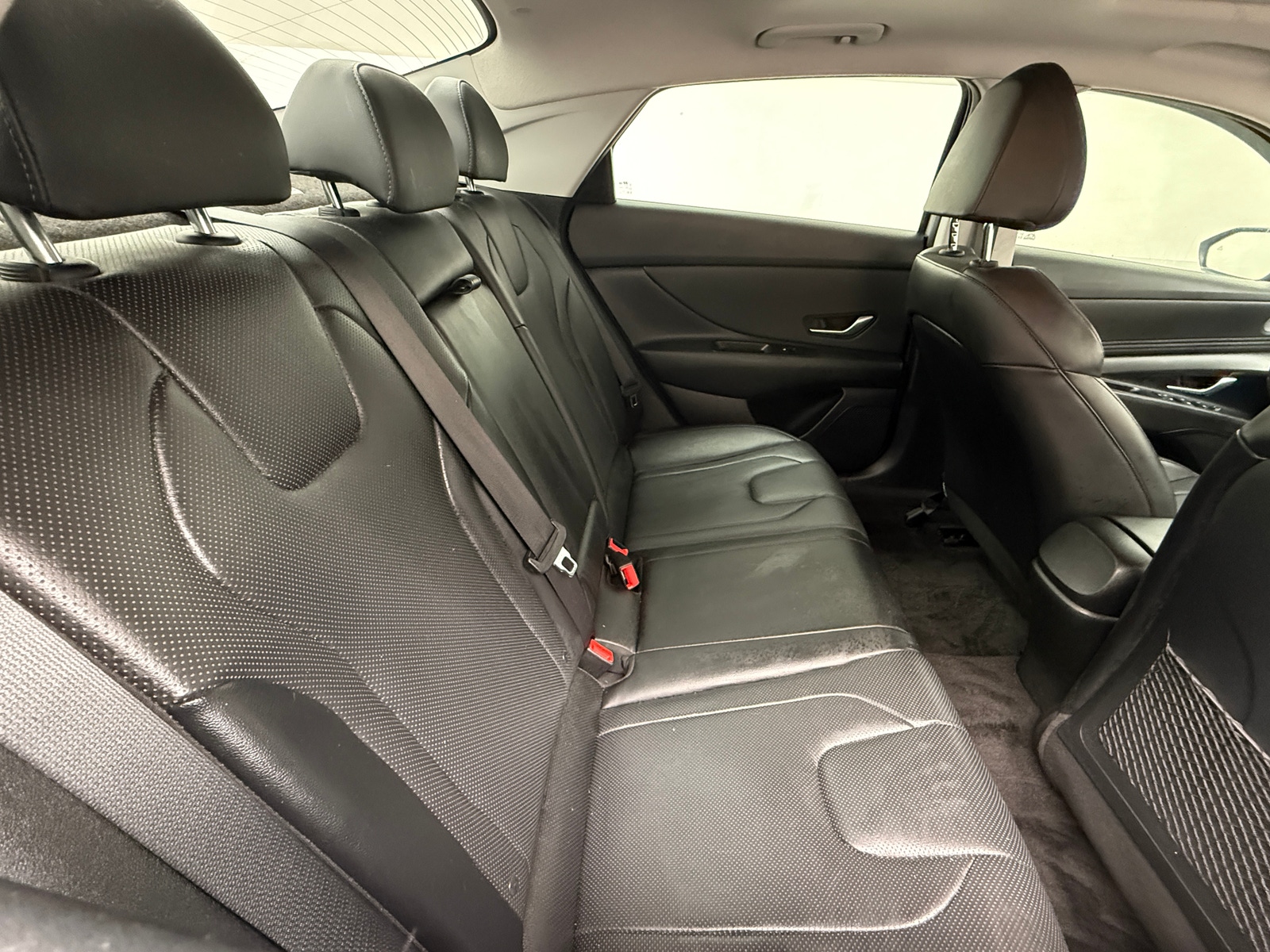 Thumbnail: 2023 Hyundai Elantra - 5