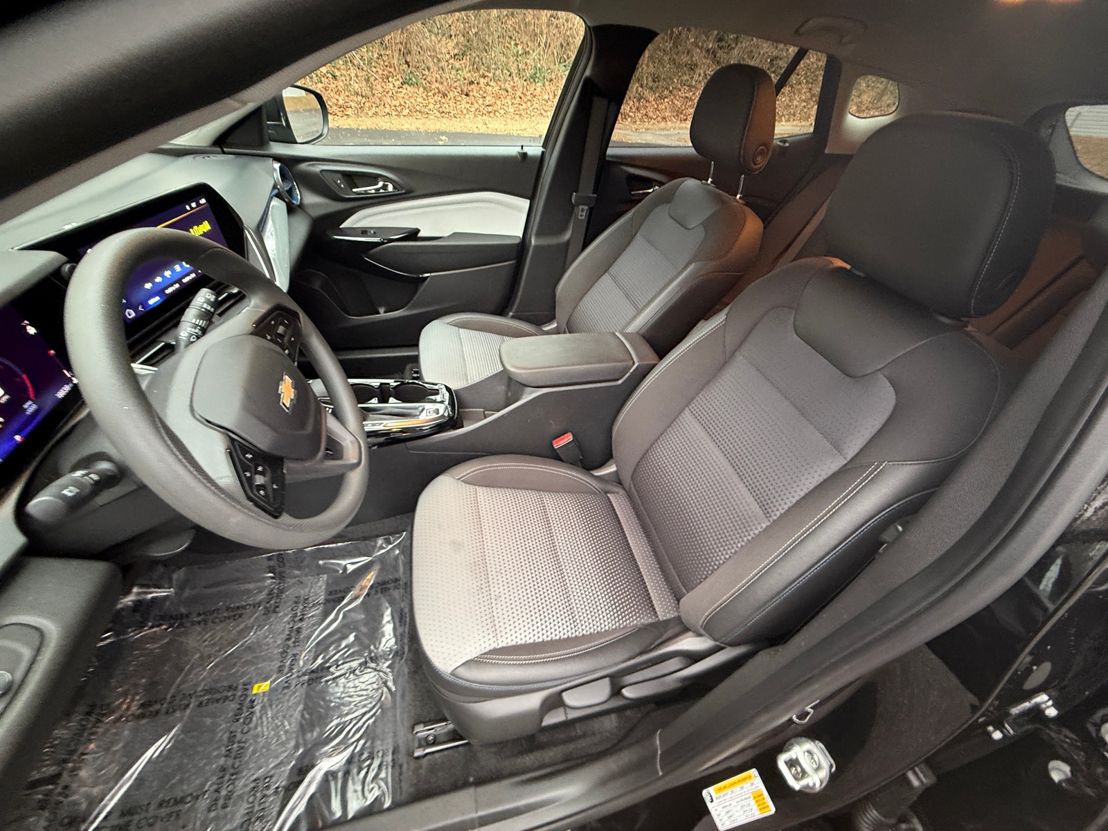 Thumbnail: 2025 Chevrolet Trax - 2