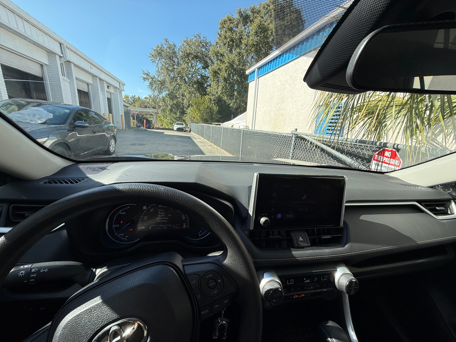 Thumbnail: 2025 Toyota RAV4 - 3