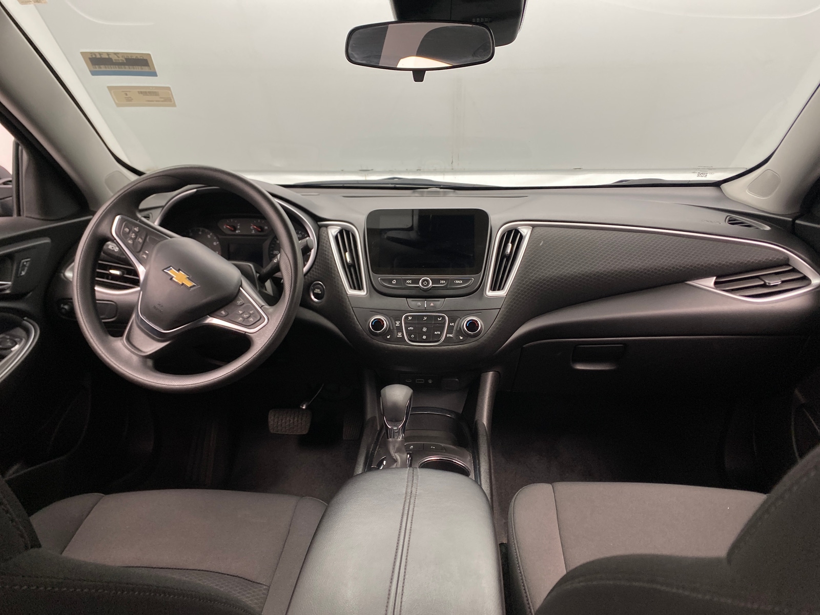 Thumbnail: 2024 Chevrolet Malibu - 3