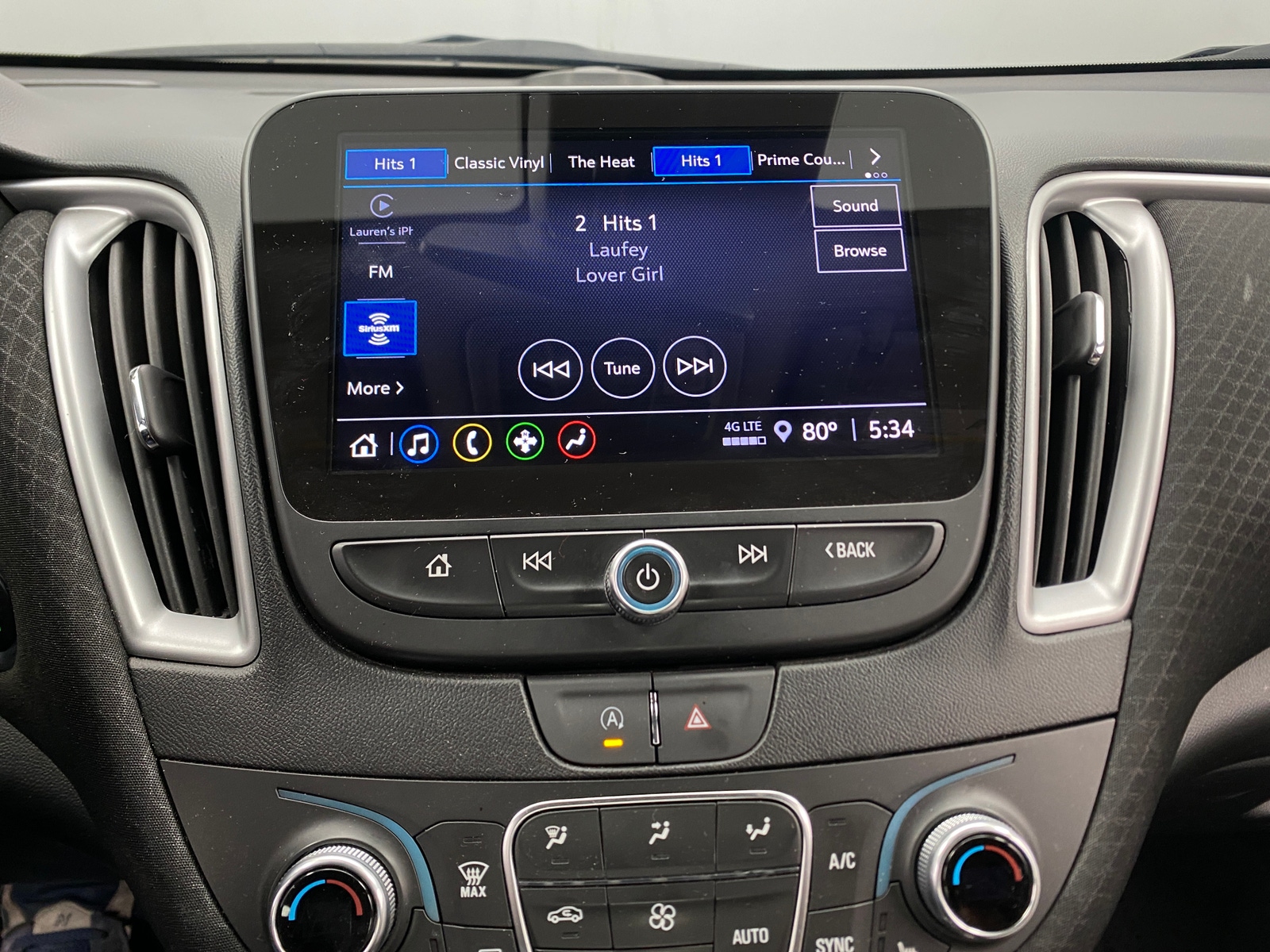 Thumbnail: 2024 Chevrolet Malibu - 4