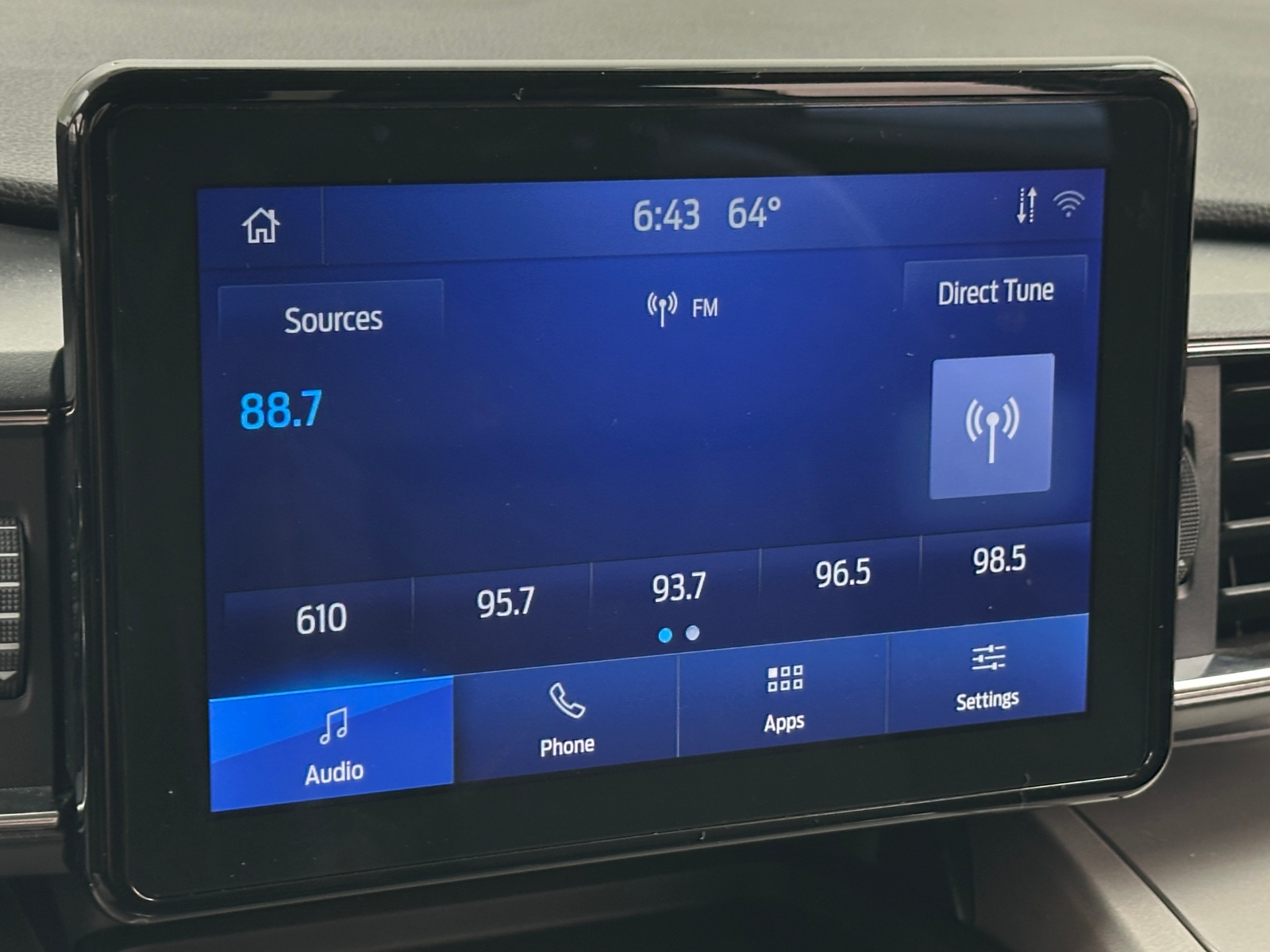 Thumbnail: 2021 Ford Explorer - 4