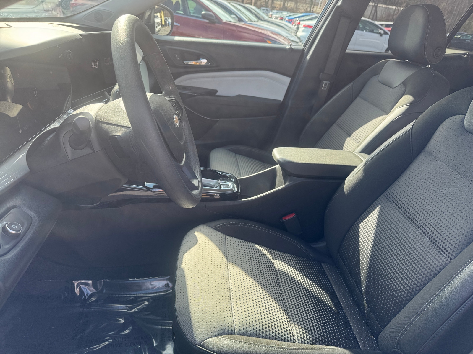 Thumbnail: 2025 Chevrolet Trax - 2