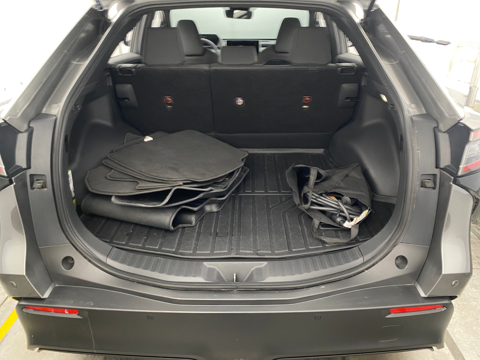 Thumbnail: 2023 Subaru Solterra - 7