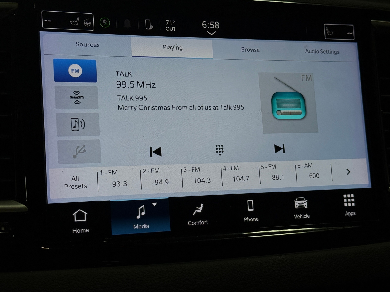 Thumbnail: 2024 Chrysler Pacifica - 3