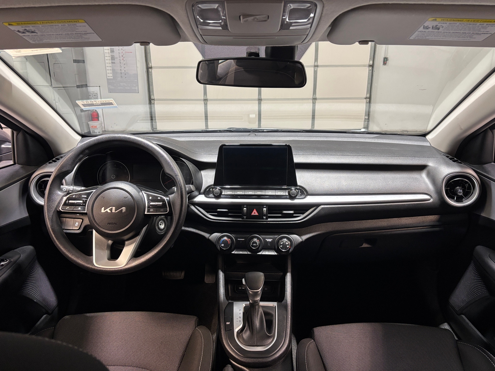 Thumbnail: 2024 Kia Forte - 3