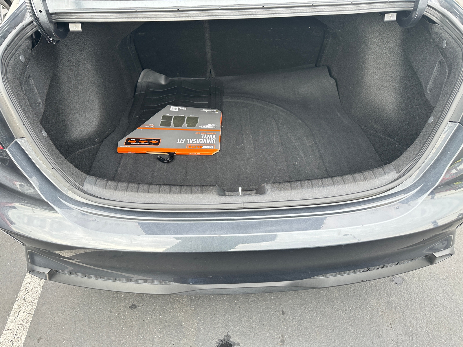 Thumbnail: 2024 Kia Forte - 7