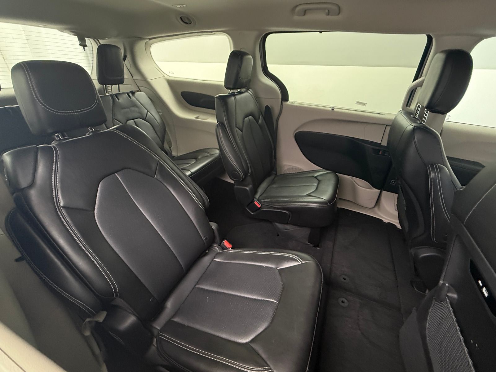 Thumbnail: 2024 Chrysler Pacifica - 5