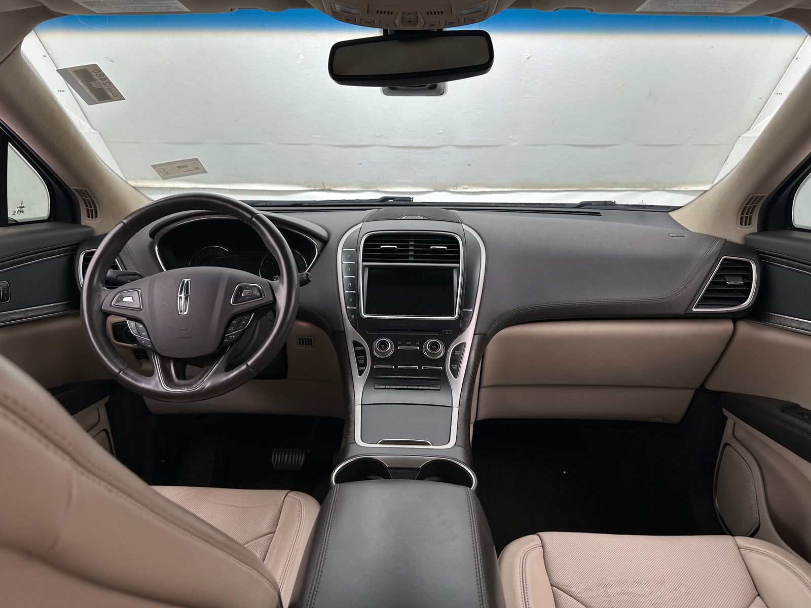 Thumbnail: 2016 Lincoln MKX - 2