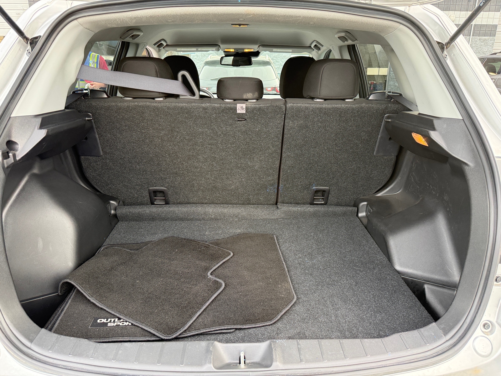 Thumbnail: 2024 Mitsubishi Outlander Sport - 7