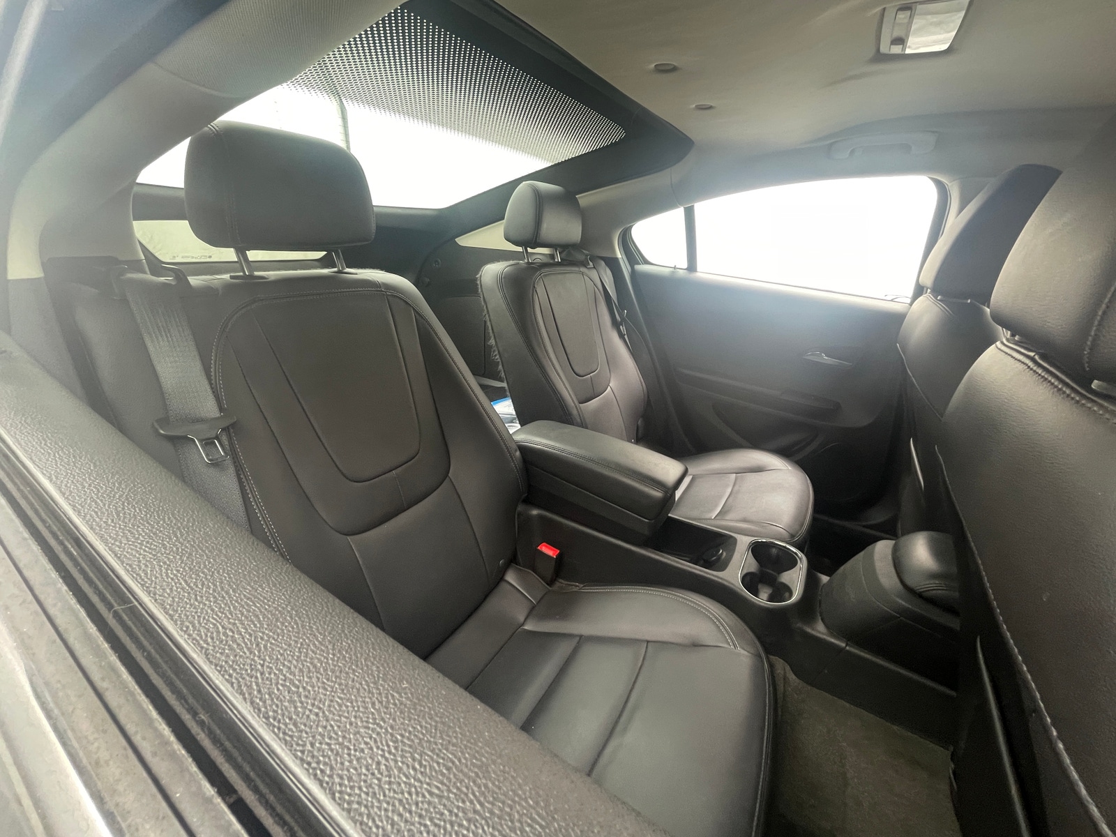 Thumbnail: 2015 Chevrolet Volt - 5