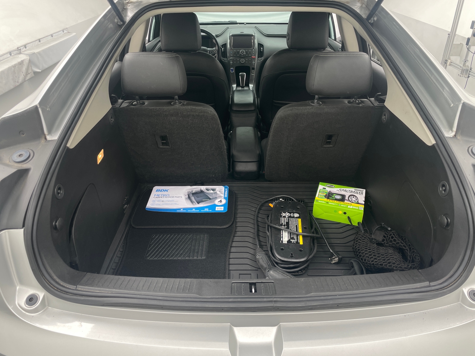 Thumbnail: 2015 Chevrolet Volt - 6