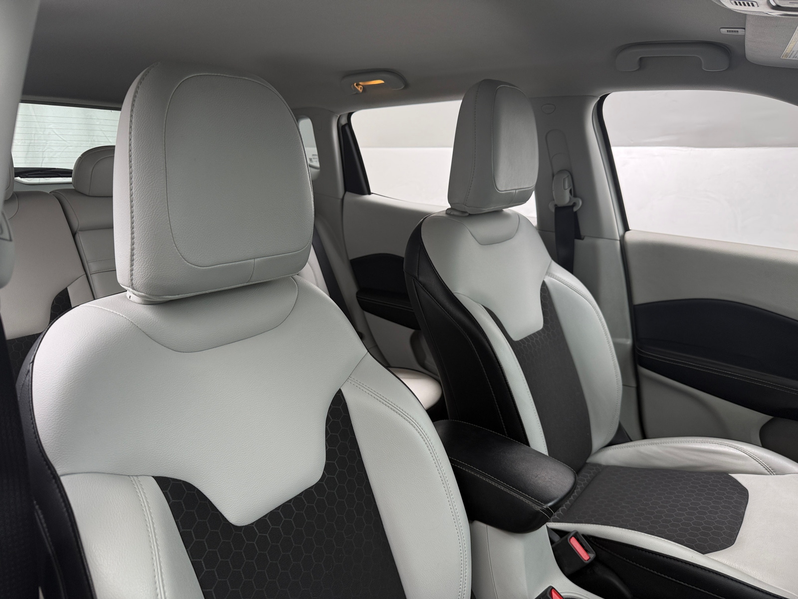 Thumbnail: 2017 Jeep Compass - 2