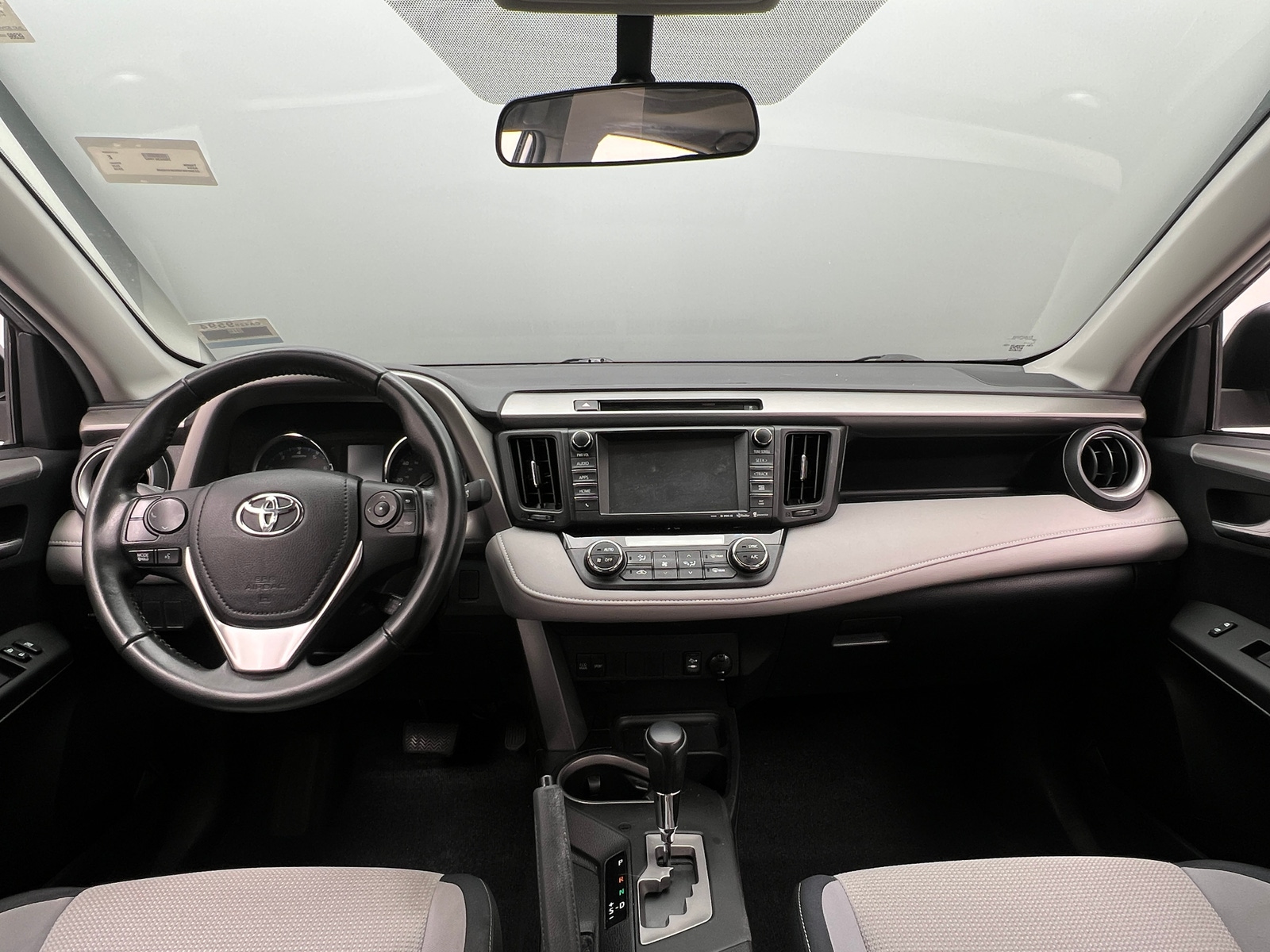 Thumbnail: 2016 Toyota RAV4 - 3