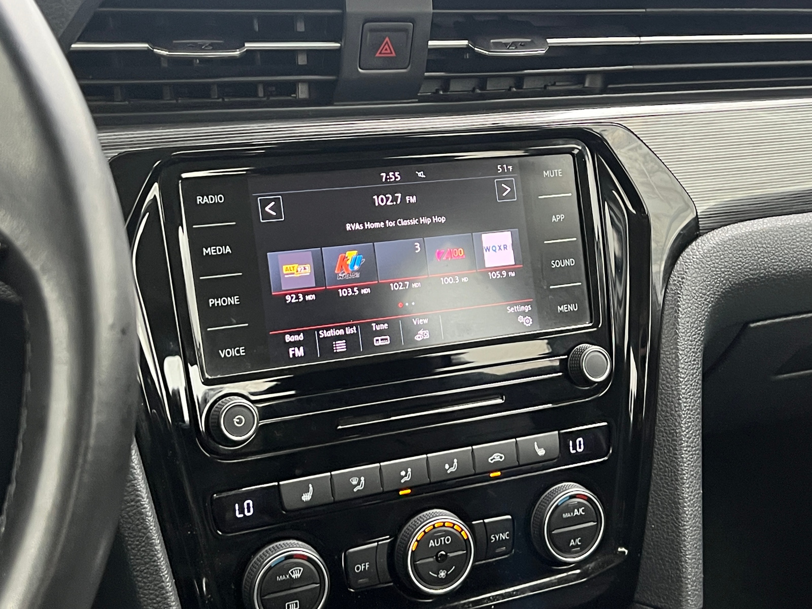 Thumbnail: 2020 Volkswagen Passat - 3