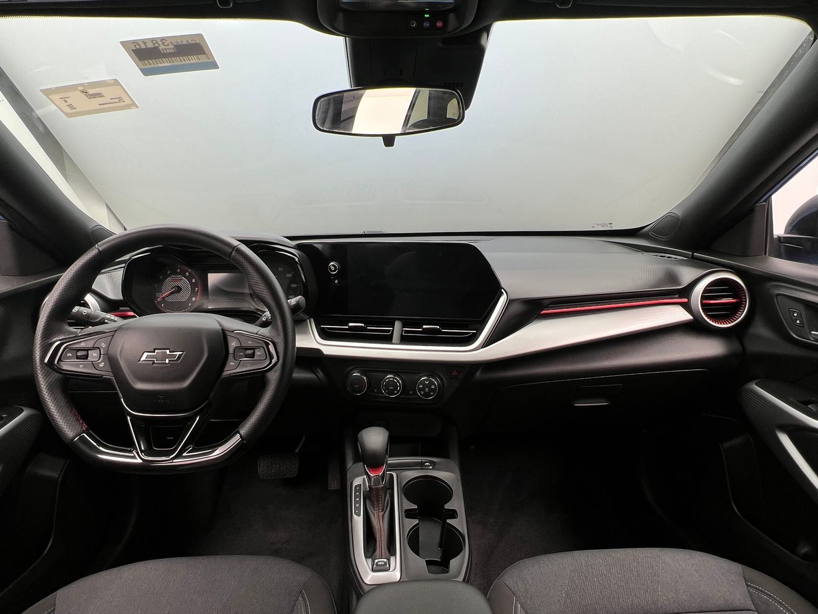 Thumbnail: 2024 Chevrolet Trax - 3