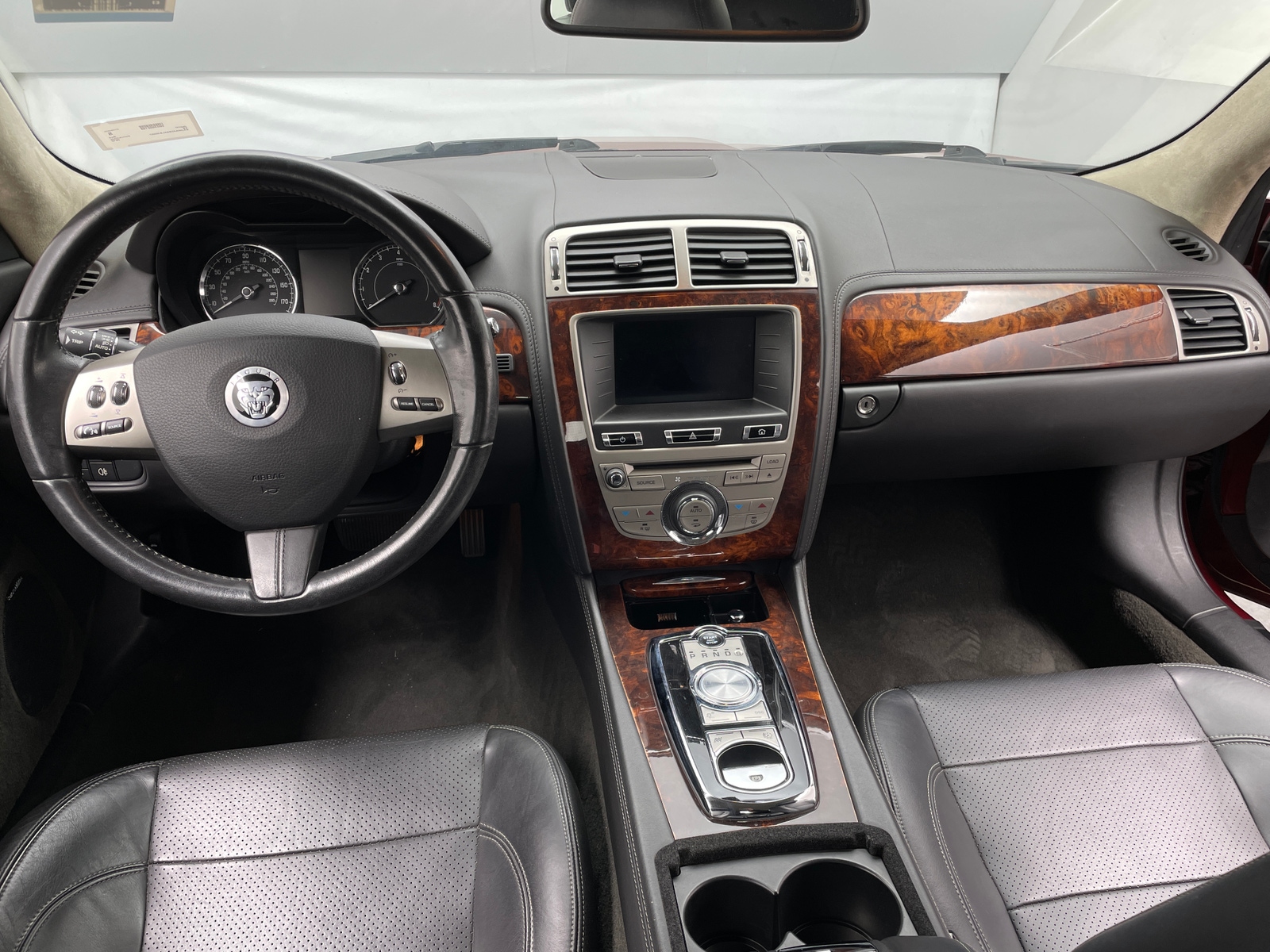 Thumbnail: 2010 Jaguar XK - 2