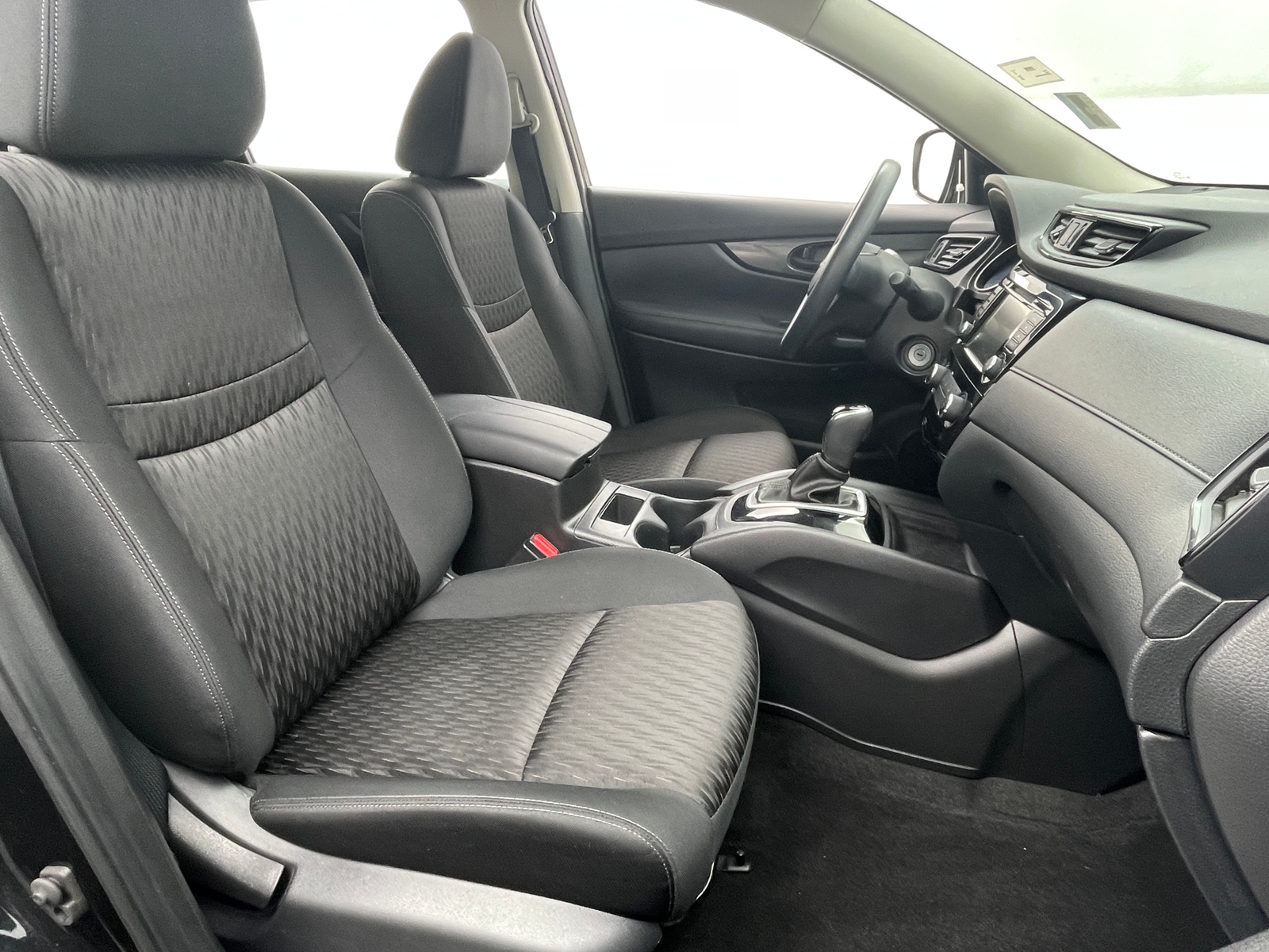 Thumbnail: 2019 Nissan Rogue - 2