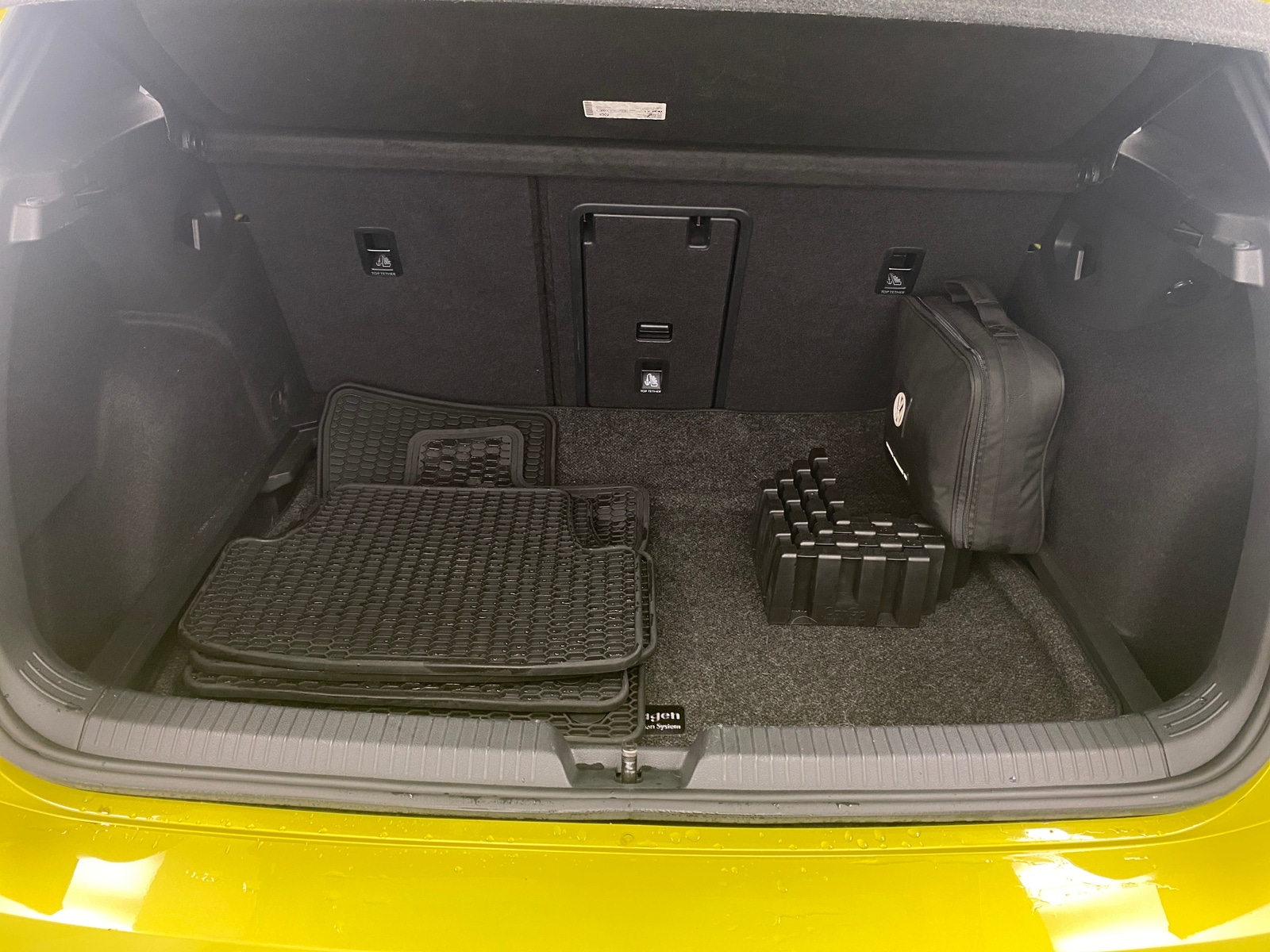 Thumbnail: 2022 Volkswagen Golf - 6