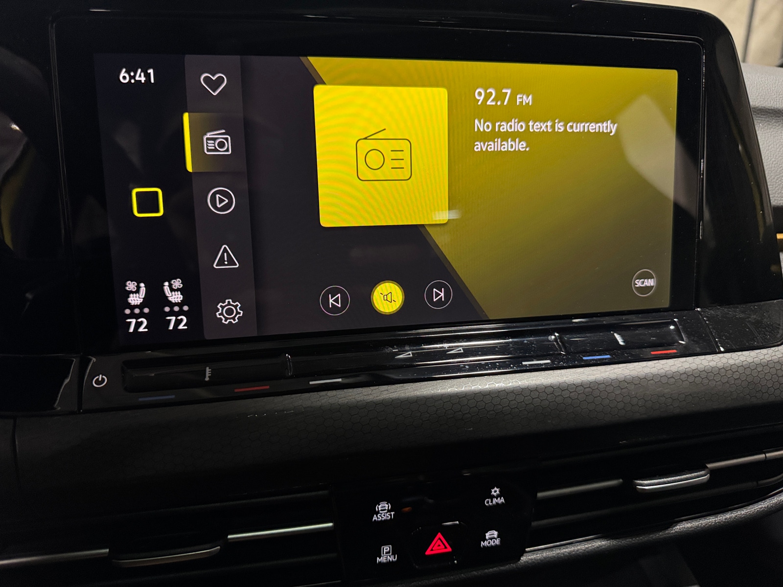 Thumbnail: 2022 Volkswagen Golf - 3