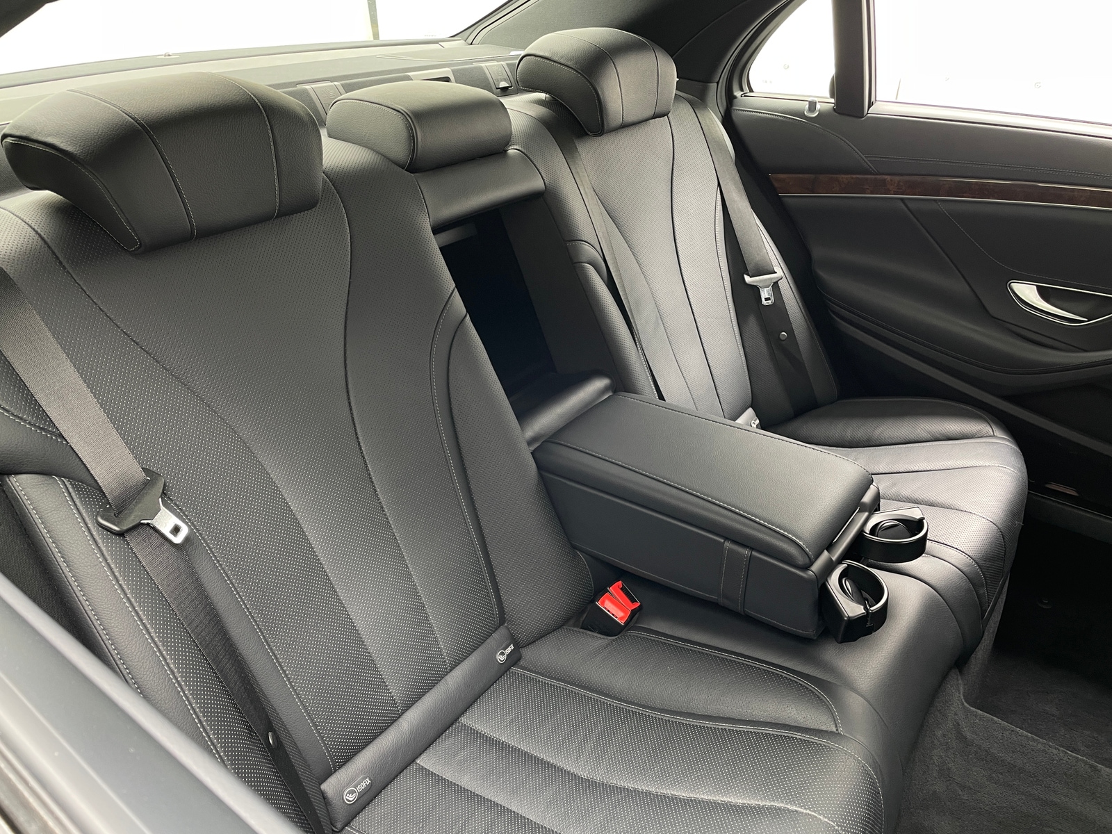 Thumbnail: 2015 Mercedes-Benz S-Class - 5