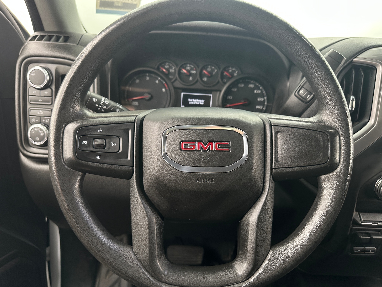 Thumbnail: 2023 GMC Sierra 2500 - 4