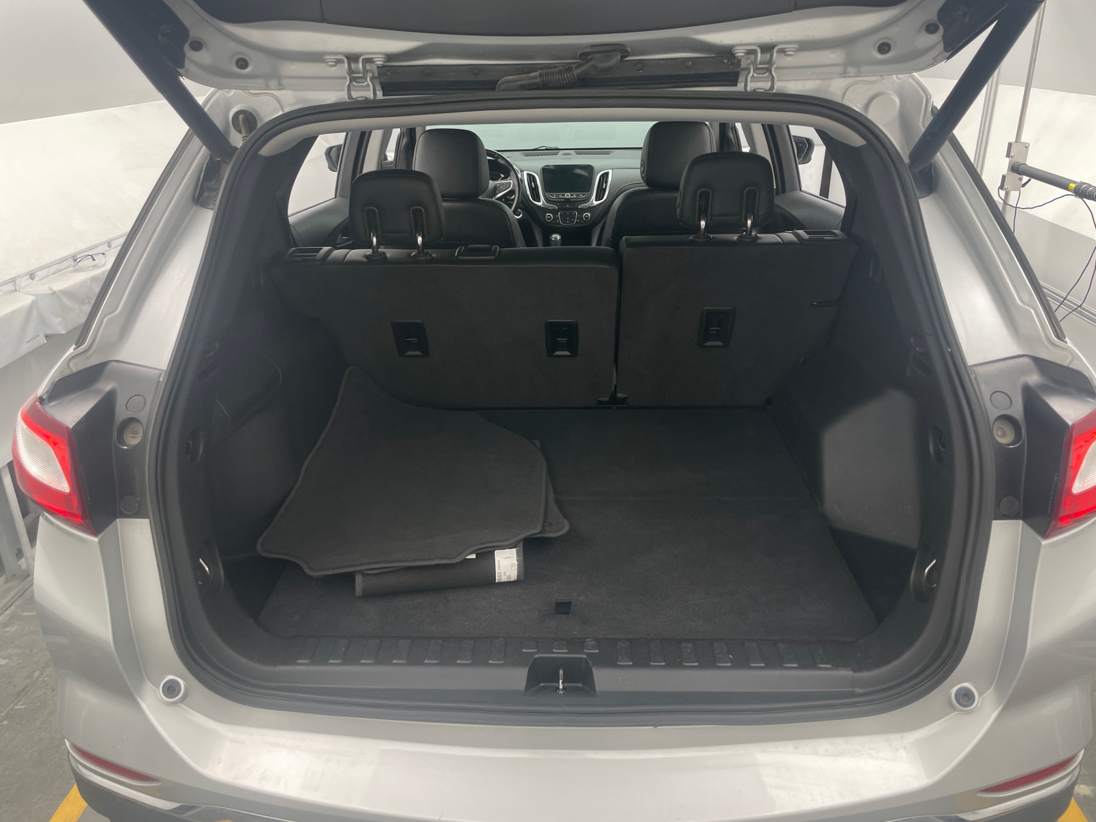 Thumbnail: 2020 Chevrolet Equinox - 6