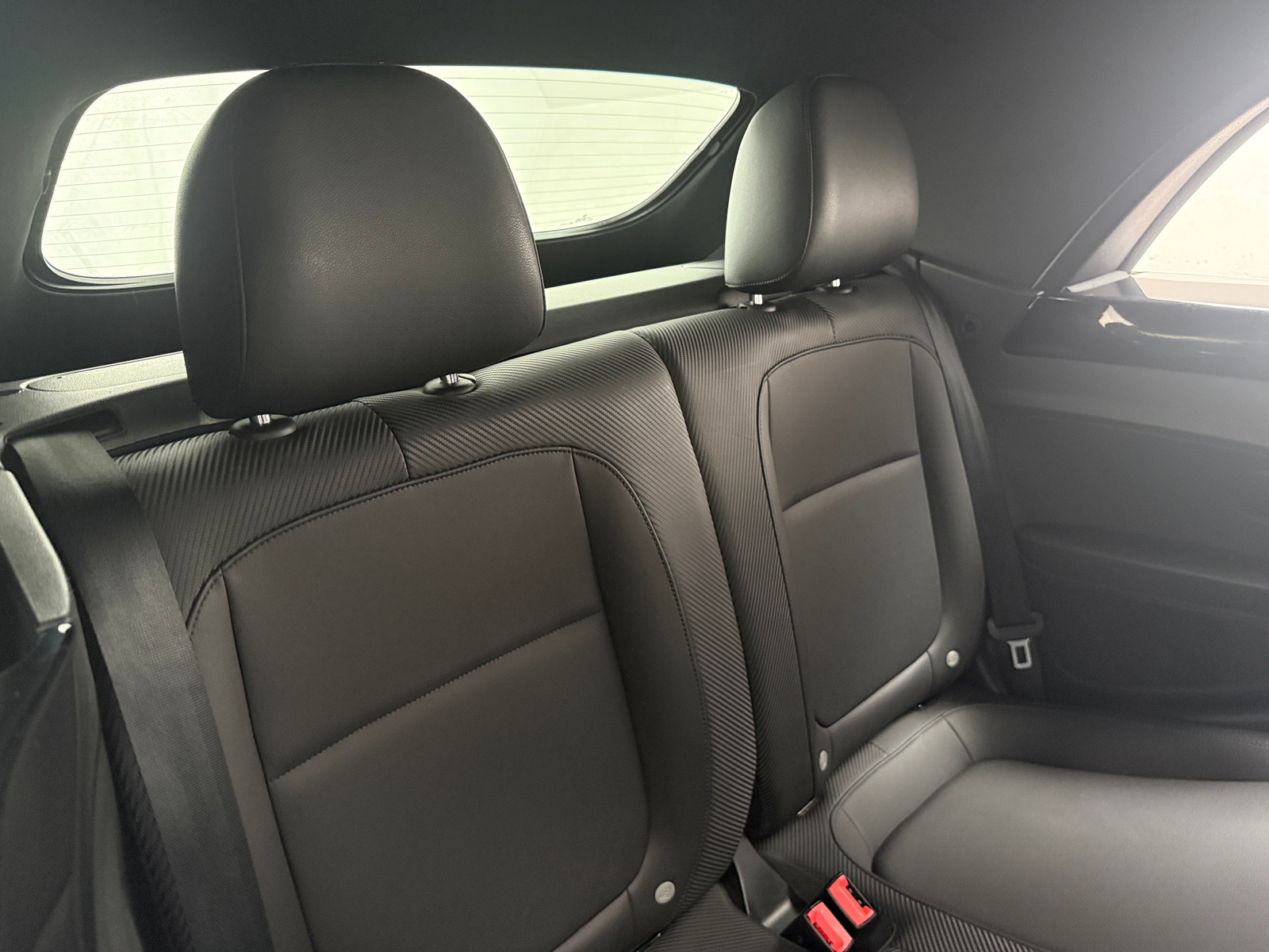 Thumbnail: 2015 Volkswagen Beetle - 6