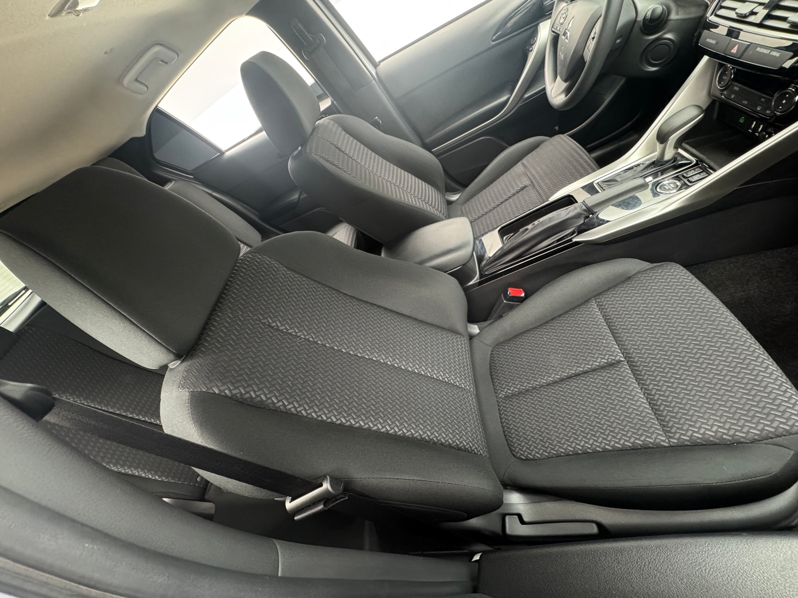 Thumbnail: 2024 Mitsubishi Eclipse Cross - 2